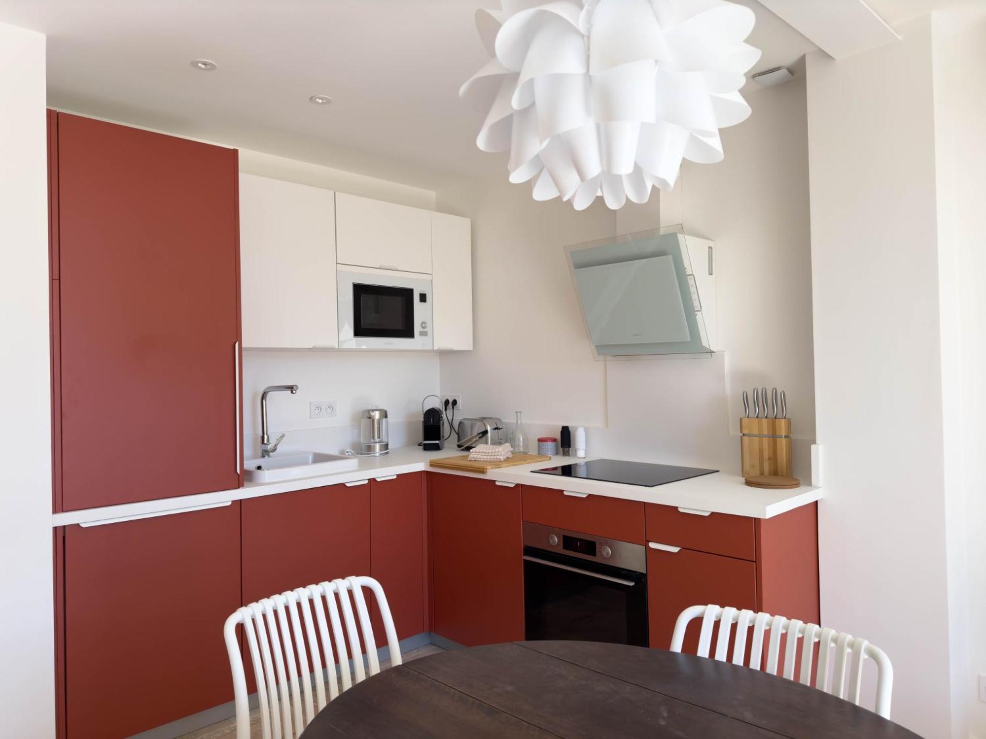 Les Suites Du 13 Aigues-Mortes Exterior photo